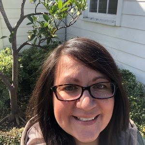 Meet your Posher, Monica